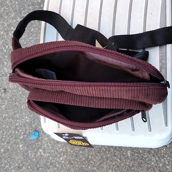 Justin Bieber fanny pack - Picture 3 of 3